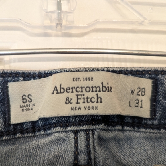 Abercrombie & Fitch Jeans 28x31 zip Fly Distressed ripped The A&F Skinny Faded - Picture 6 of 7